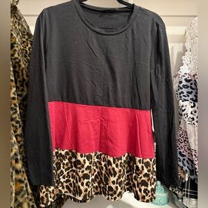 SHEIN Curve 0XL Black & Red Colorblock Leopard Print Long Sleeve Top
